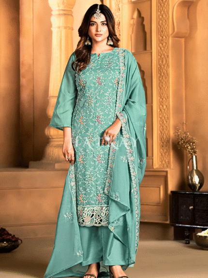 Fashionable Three Piece Dress